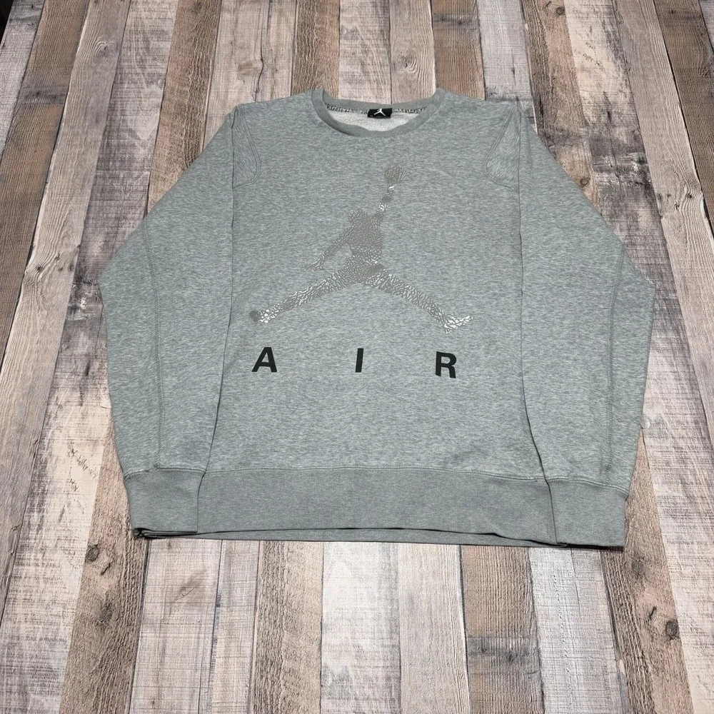 Nike Jordan Sweatshirt Mens Medium Gray Crewneck Air Jumpman Logo Spellout